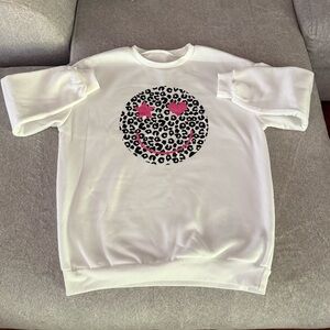 SHEIN White Leopard Smiley Sweatshirt size XS